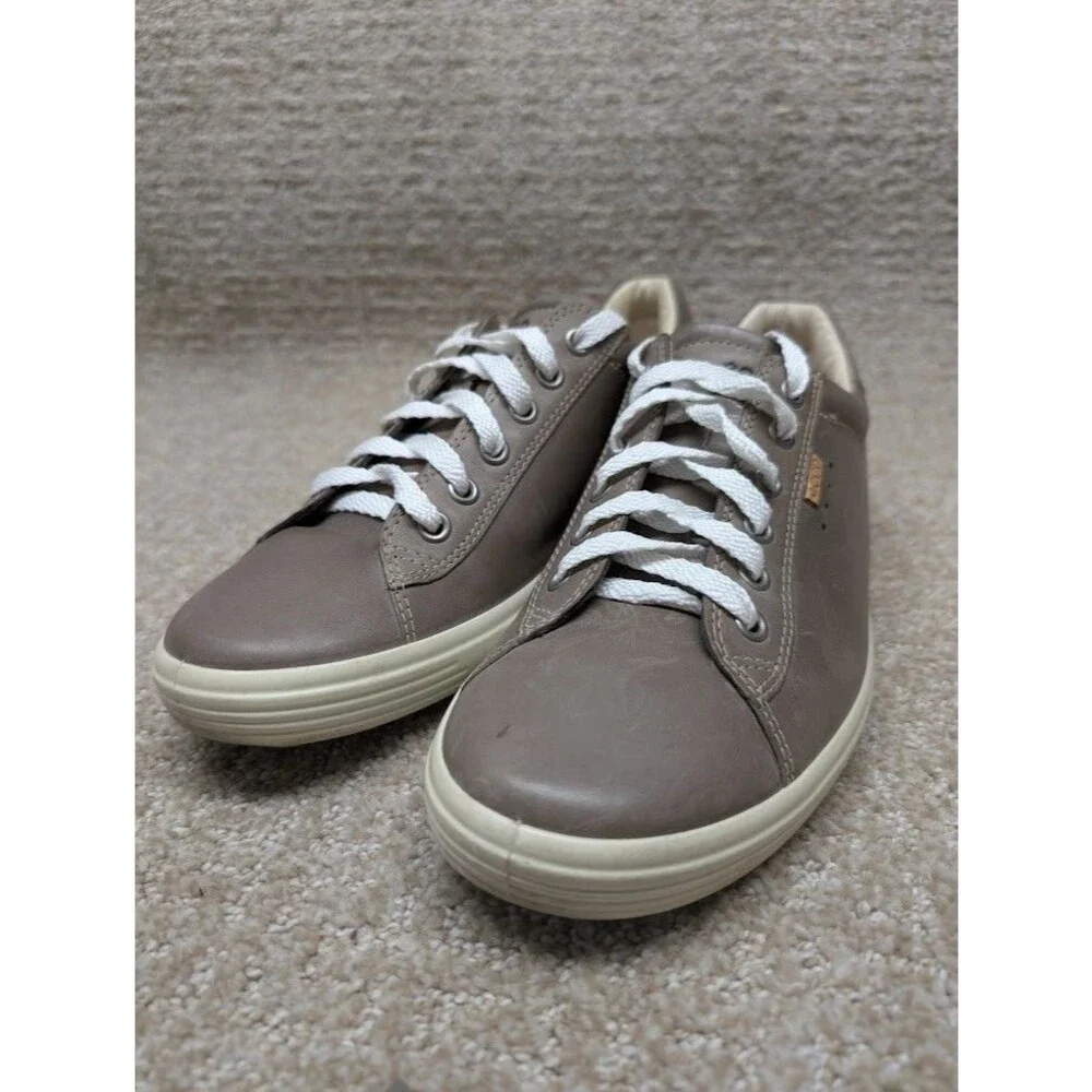 Ecco Casual Sneakers Womens Size 10.5 Mocha Casual Low Top Shoes Lace Up - Picture 2 of 15